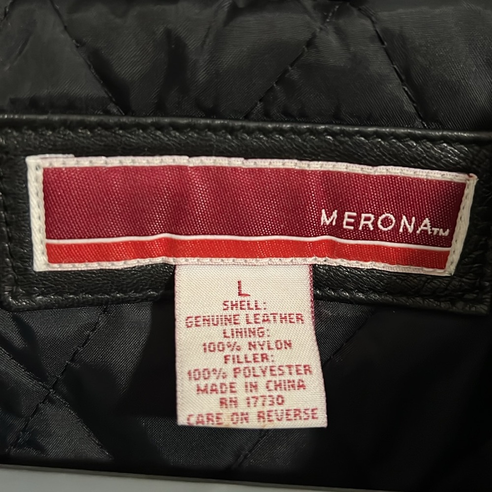 Leather jacket - Picture 3 of 3